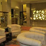 מלון Palace