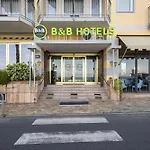 Palace 4* דיאנו מרינה