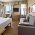 מלון Palace 4*