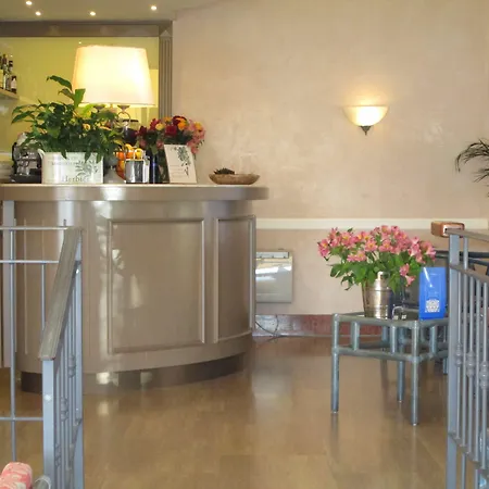 Palace Hotel Diano Marina