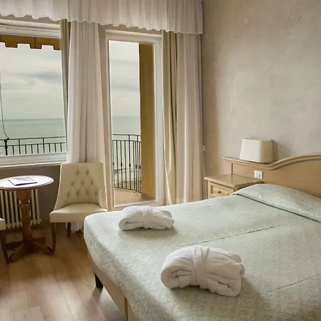 Palace Ξενοδοχείο