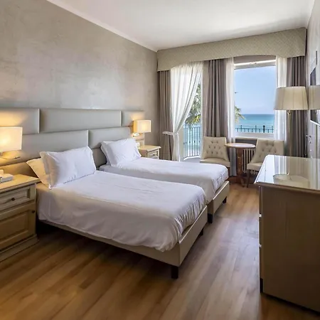 Palace Ξενοδοχείο