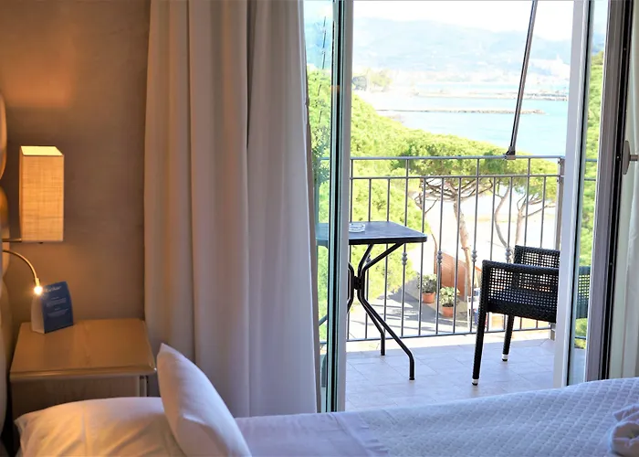 Palace 酒店 迪亚诺马里纳