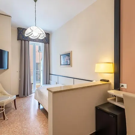 Готель Palace 4*