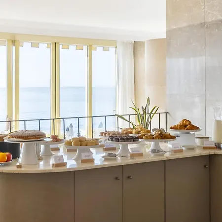 Готель Palace 4*