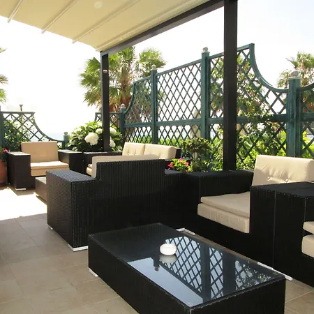 Palace Hotel 4*
