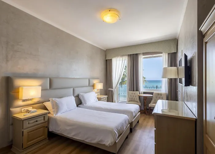 Hotel Palace Diano Marina